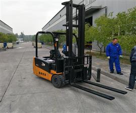 電動(dòng)、柴油叉車(chē)均可加裝稱(chēng)重電子秤系統